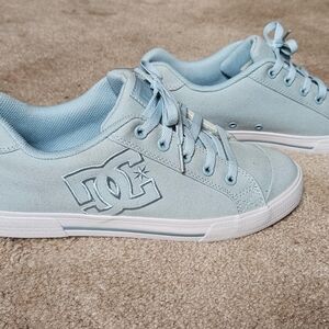 DC shoes